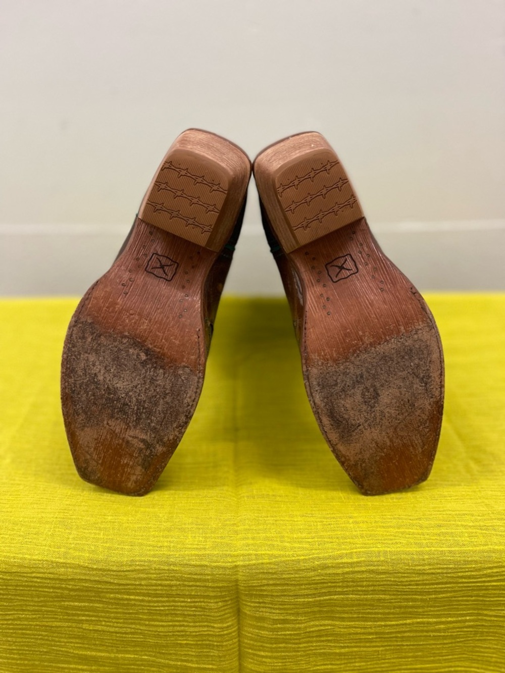 Caterpillar Brown Pull-On Steel-Toed Leather Work Boots - Picture 4 of 10